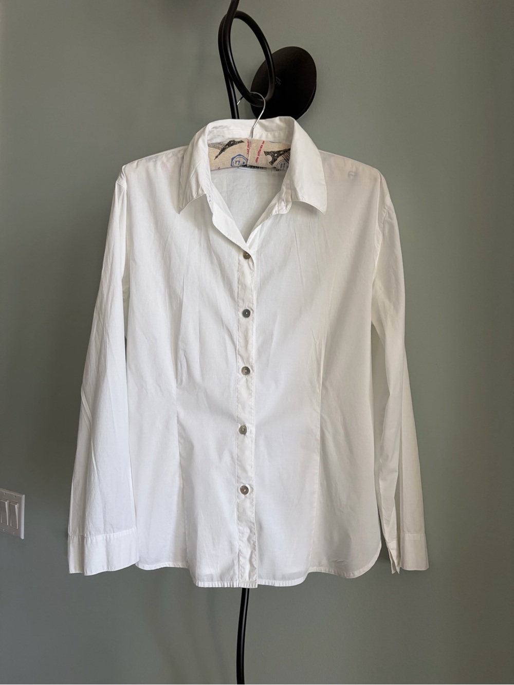 CHICO'S DESIGN
LONG SLEEVE BUTTON-UP SHIRT